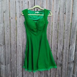 Green Tea garden dress Dress V XL 8-10
